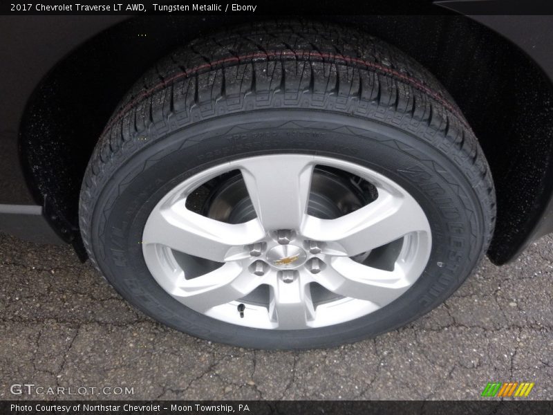 Tungsten Metallic / Ebony 2017 Chevrolet Traverse LT AWD