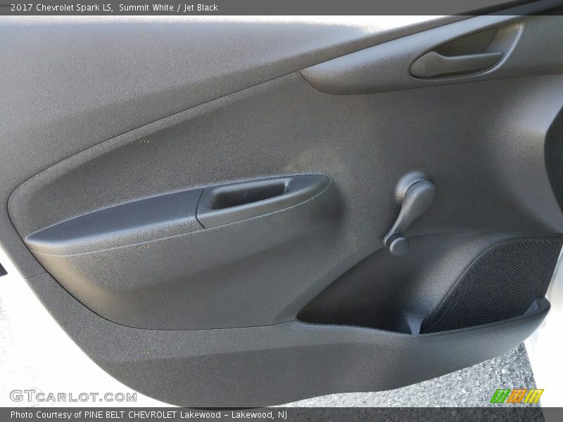 Summit White / Jet Black 2017 Chevrolet Spark LS