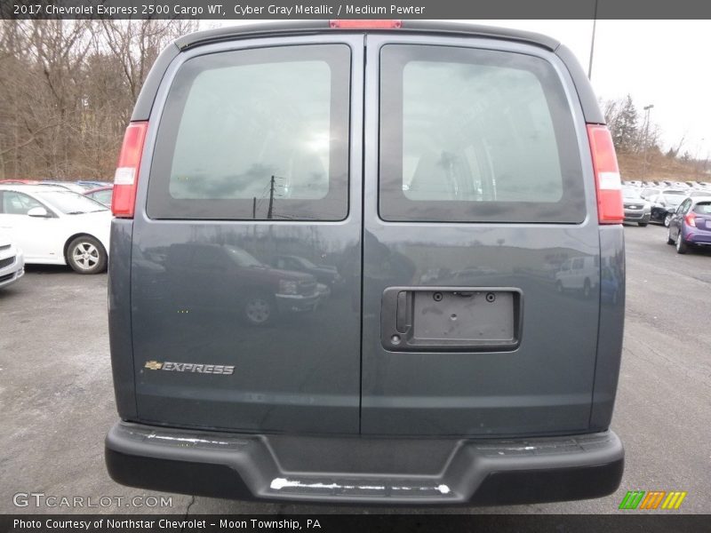 Cyber Gray Metallic / Medium Pewter 2017 Chevrolet Express 2500 Cargo WT