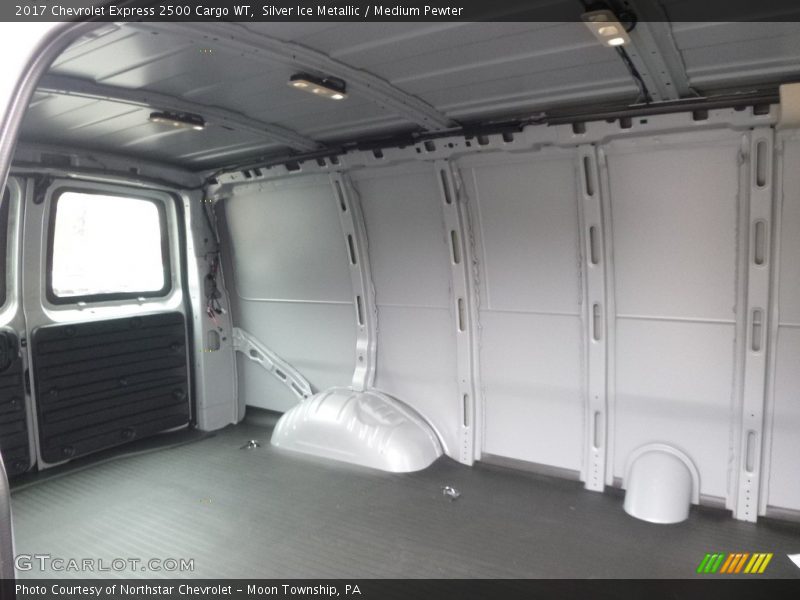 Silver Ice Metallic / Medium Pewter 2017 Chevrolet Express 2500 Cargo WT