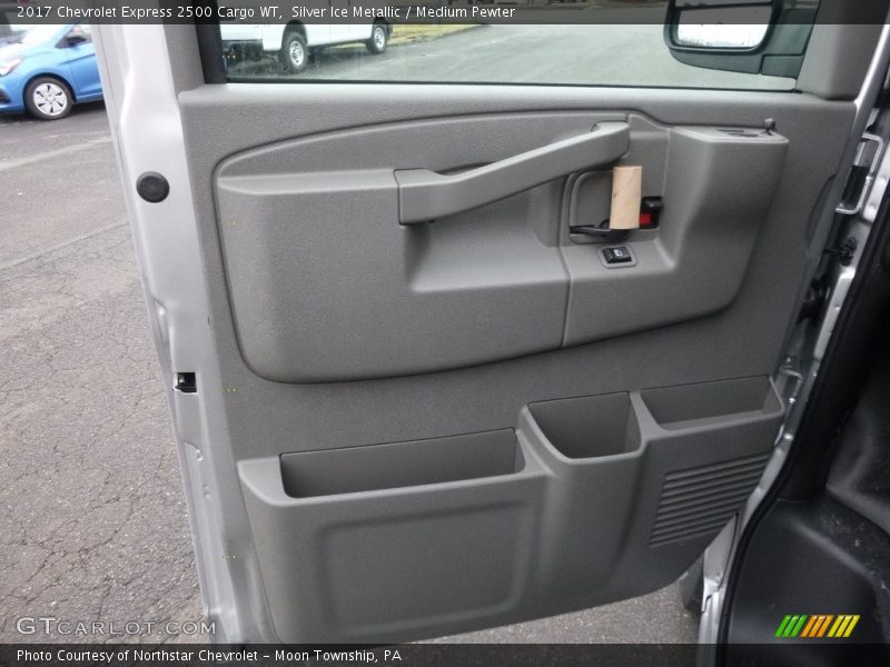 Silver Ice Metallic / Medium Pewter 2017 Chevrolet Express 2500 Cargo WT