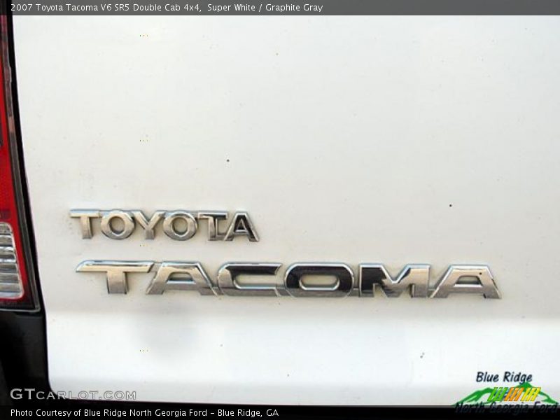 Super White / Graphite Gray 2007 Toyota Tacoma V6 SR5 Double Cab 4x4