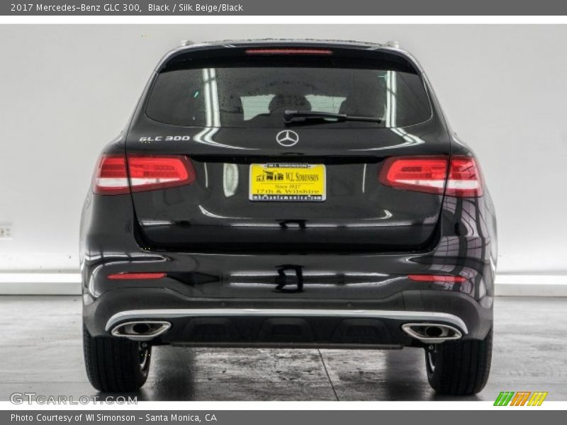 Black / Silk Beige/Black 2017 Mercedes-Benz GLC 300
