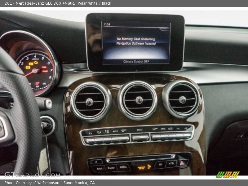 Polar White / Black 2017 Mercedes-Benz GLC 300 4Matic