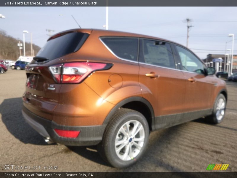 Canyon Ridge / Charcoal Black 2017 Ford Escape SE