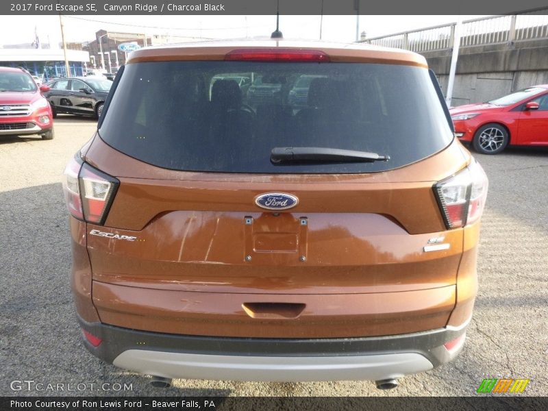Canyon Ridge / Charcoal Black 2017 Ford Escape SE