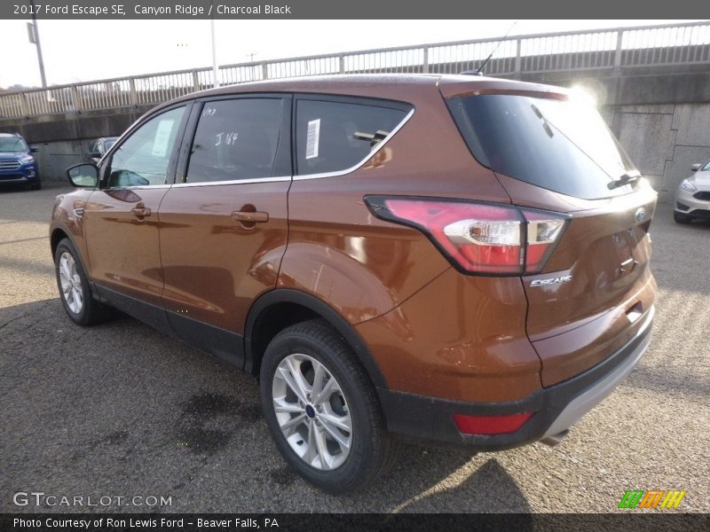 Canyon Ridge / Charcoal Black 2017 Ford Escape SE