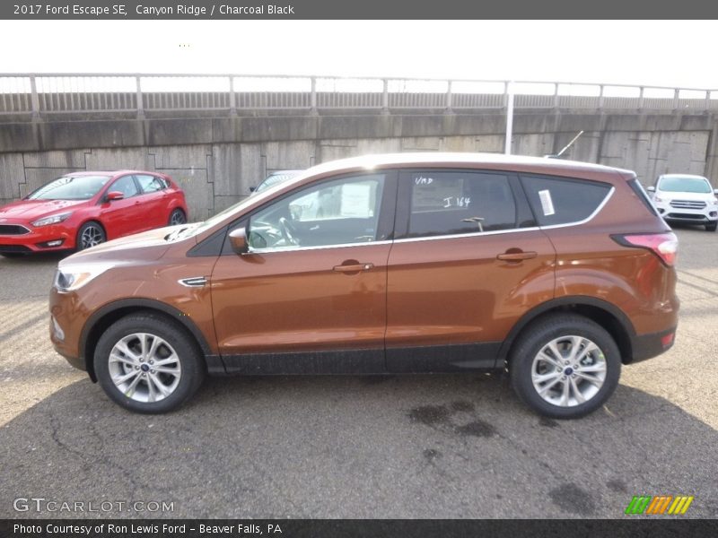 Canyon Ridge / Charcoal Black 2017 Ford Escape SE