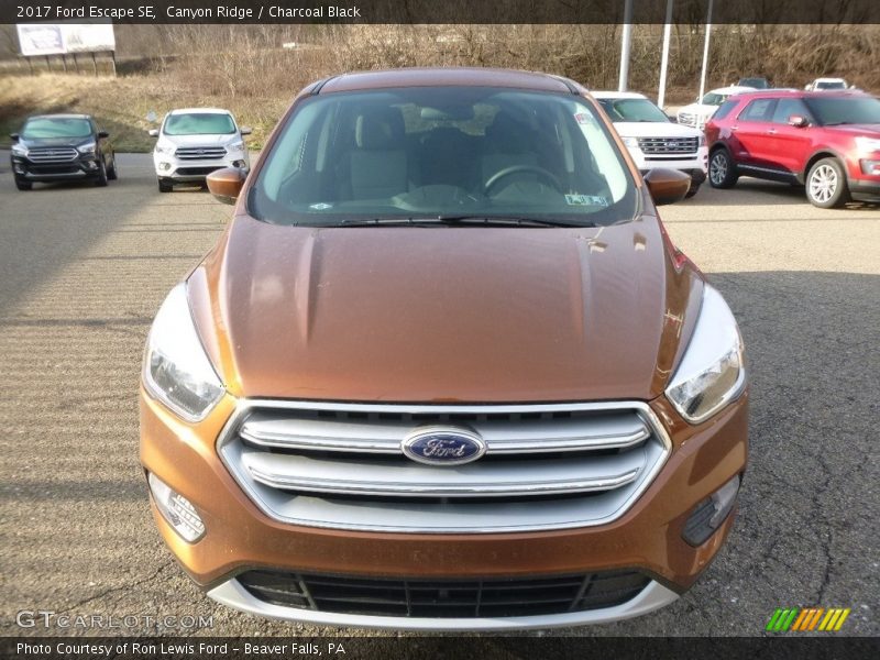 Canyon Ridge / Charcoal Black 2017 Ford Escape SE