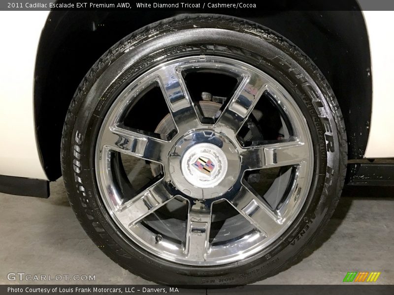 White Diamond Tricoat / Cashmere/Cocoa 2011 Cadillac Escalade EXT Premium AWD