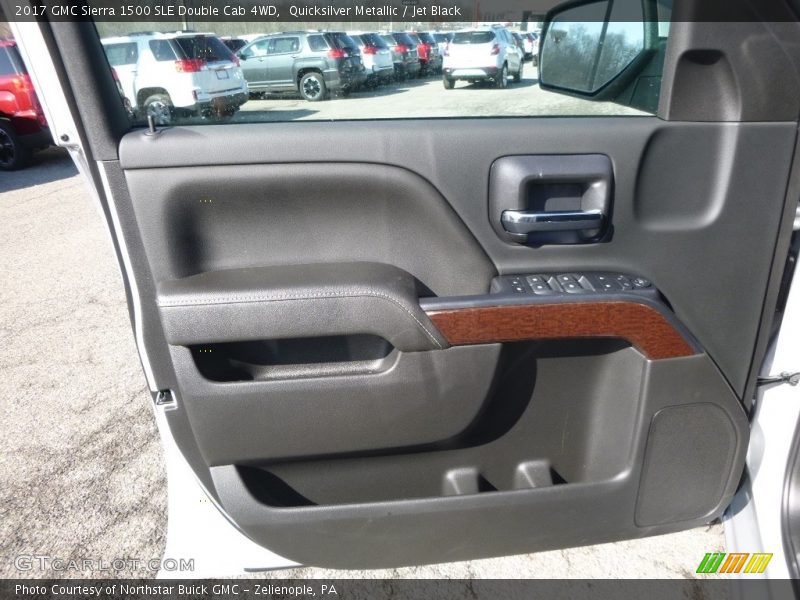Quicksilver Metallic / Jet Black 2017 GMC Sierra 1500 SLE Double Cab 4WD