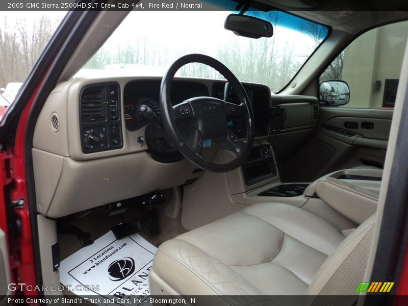  2005 Sierra 2500HD SLT Crew Cab 4x4 Neutral Interior