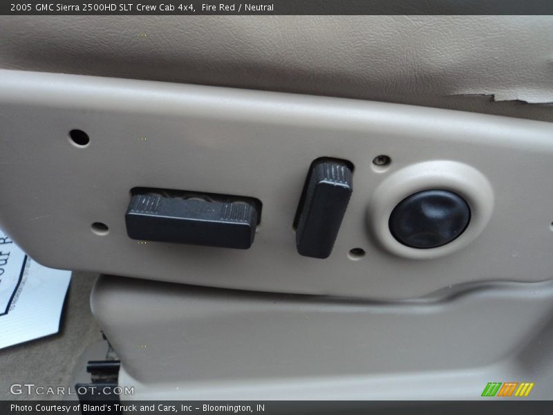 Fire Red / Neutral 2005 GMC Sierra 2500HD SLT Crew Cab 4x4