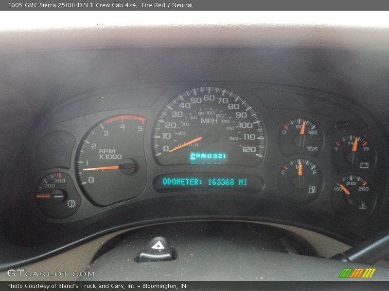 Fire Red / Neutral 2005 GMC Sierra 2500HD SLT Crew Cab 4x4