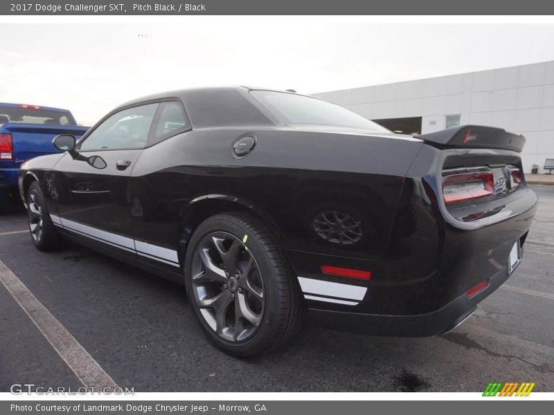 Pitch Black / Black 2017 Dodge Challenger SXT