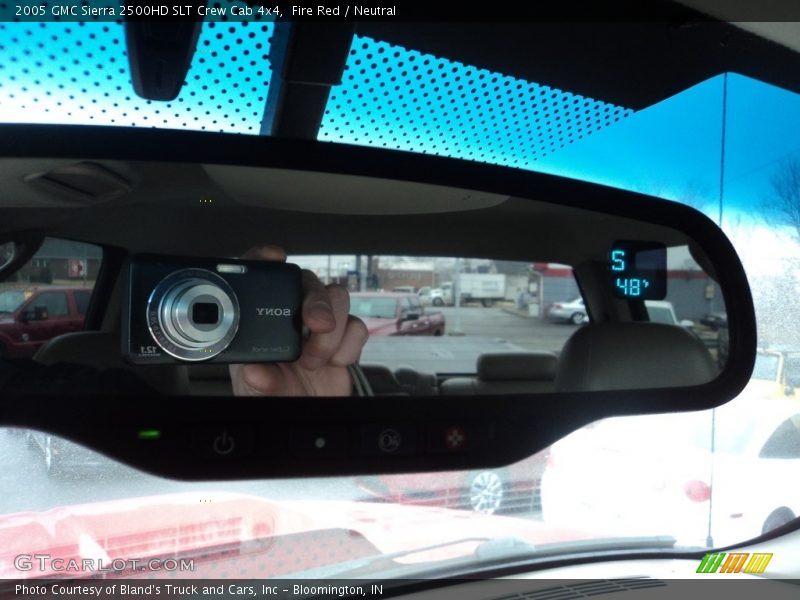 Fire Red / Neutral 2005 GMC Sierra 2500HD SLT Crew Cab 4x4
