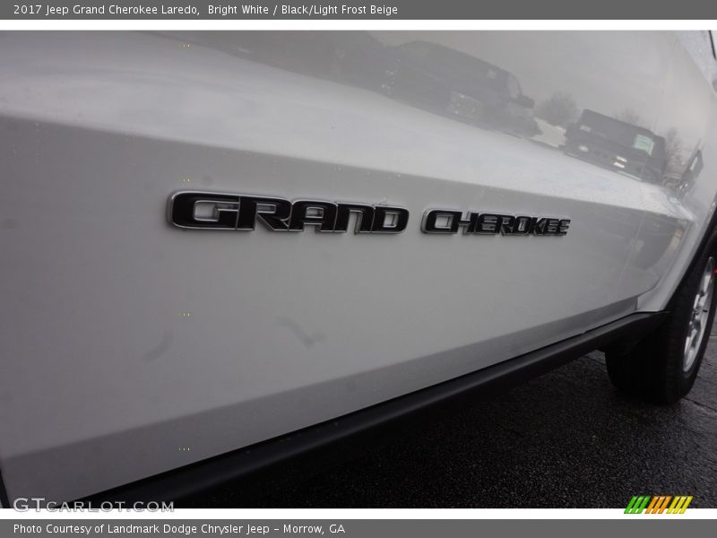 Bright White / Black/Light Frost Beige 2017 Jeep Grand Cherokee Laredo