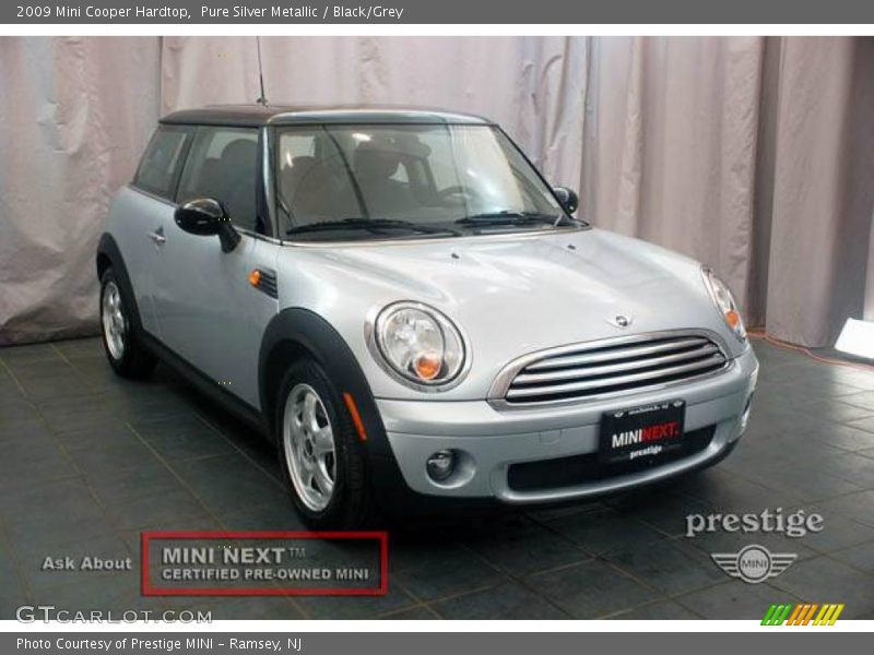 Pure Silver Metallic / Black/Grey 2009 Mini Cooper Hardtop