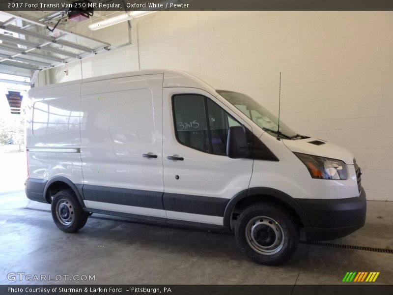 Oxford White / Pewter 2017 Ford Transit Van 250 MR Regular