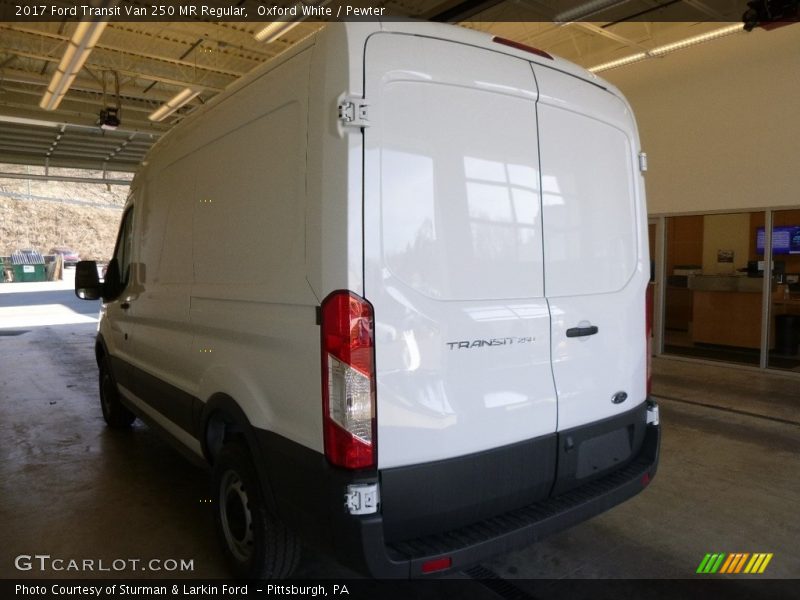 Oxford White / Pewter 2017 Ford Transit Van 250 MR Regular