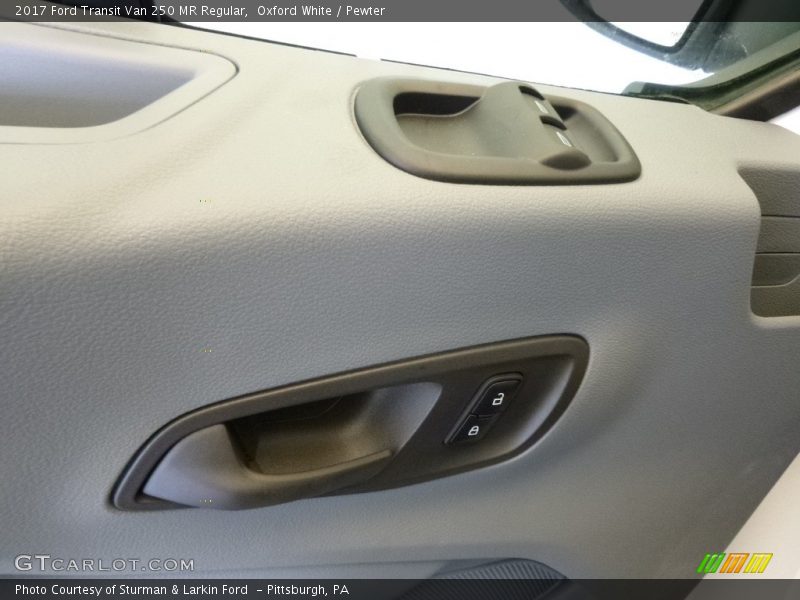 Oxford White / Pewter 2017 Ford Transit Van 250 MR Regular