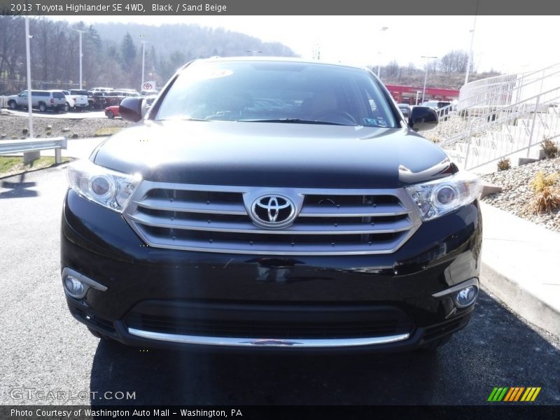 Black / Sand Beige 2013 Toyota Highlander SE 4WD