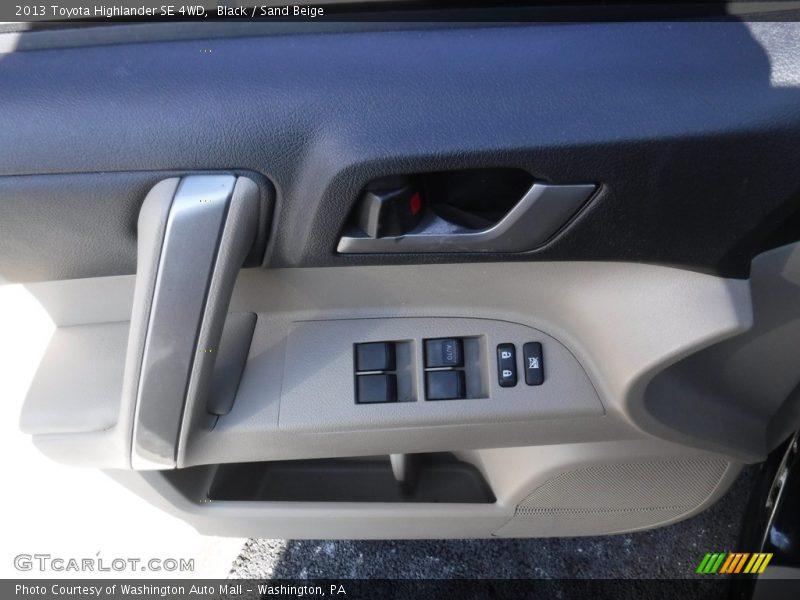 Black / Sand Beige 2013 Toyota Highlander SE 4WD