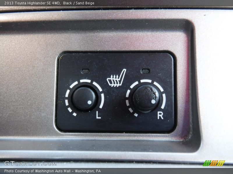 Black / Sand Beige 2013 Toyota Highlander SE 4WD