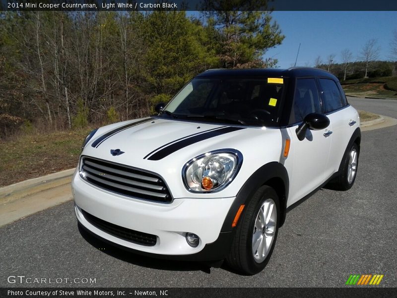 Light White / Carbon Black 2014 Mini Cooper Countryman