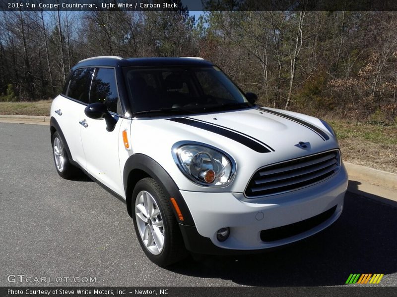 Light White / Carbon Black 2014 Mini Cooper Countryman