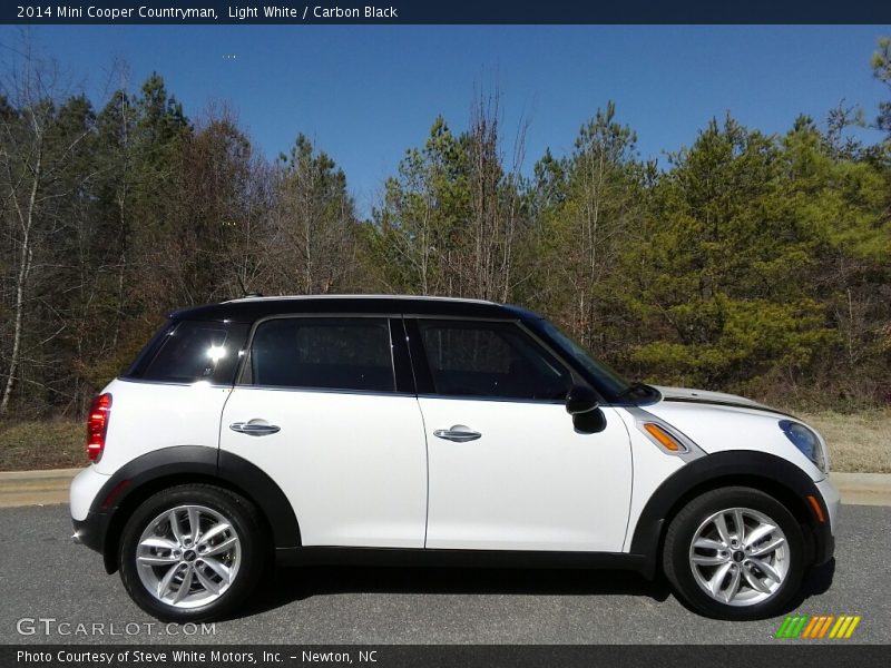 Light White / Carbon Black 2014 Mini Cooper Countryman