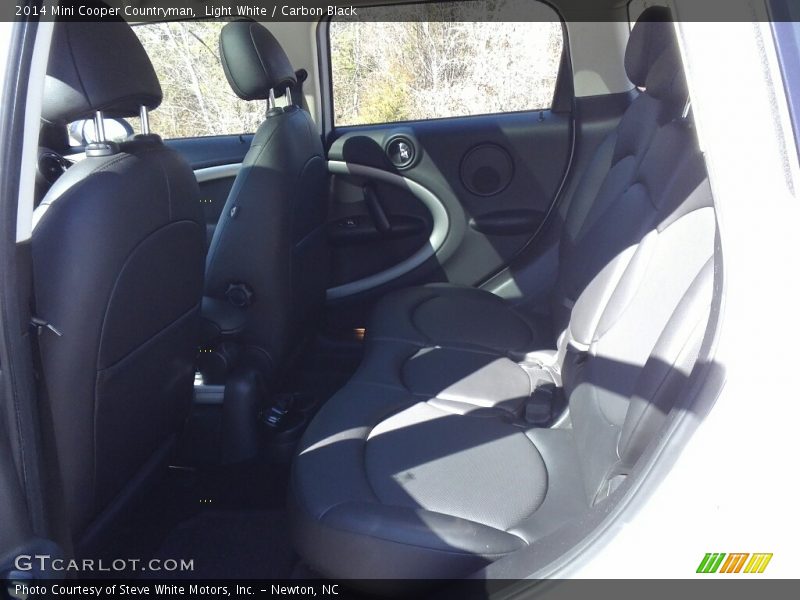 Light White / Carbon Black 2014 Mini Cooper Countryman