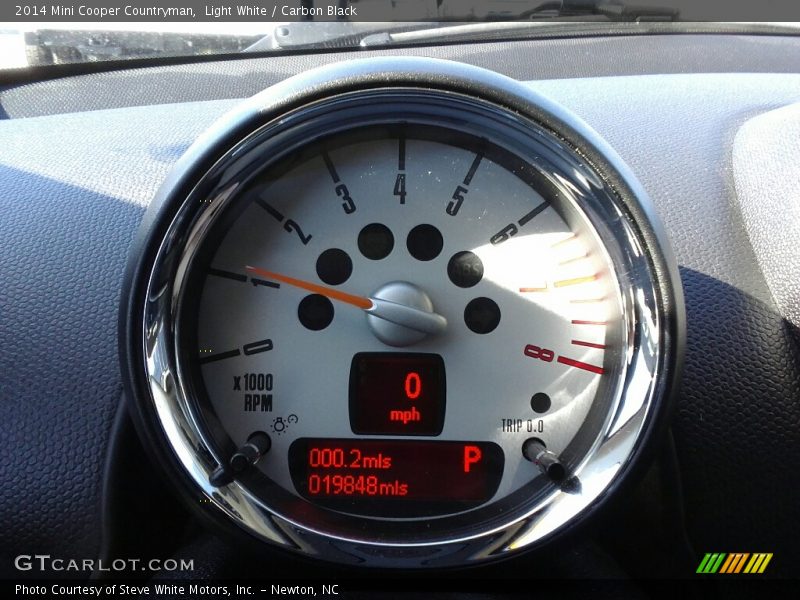 Light White / Carbon Black 2014 Mini Cooper Countryman