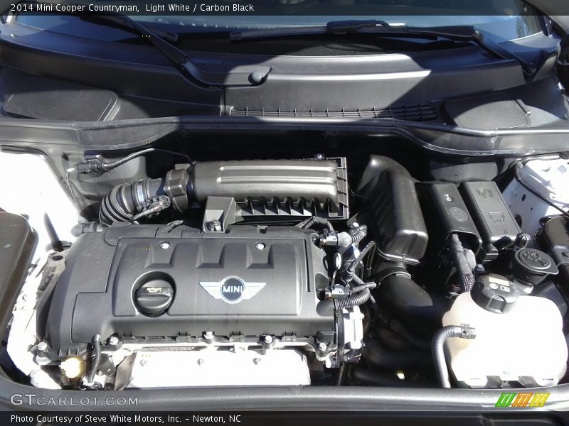 Light White / Carbon Black 2014 Mini Cooper Countryman