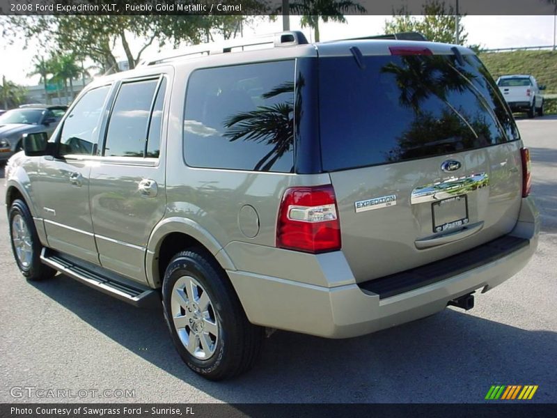 Pueblo Gold Metallic / Camel 2008 Ford Expedition XLT