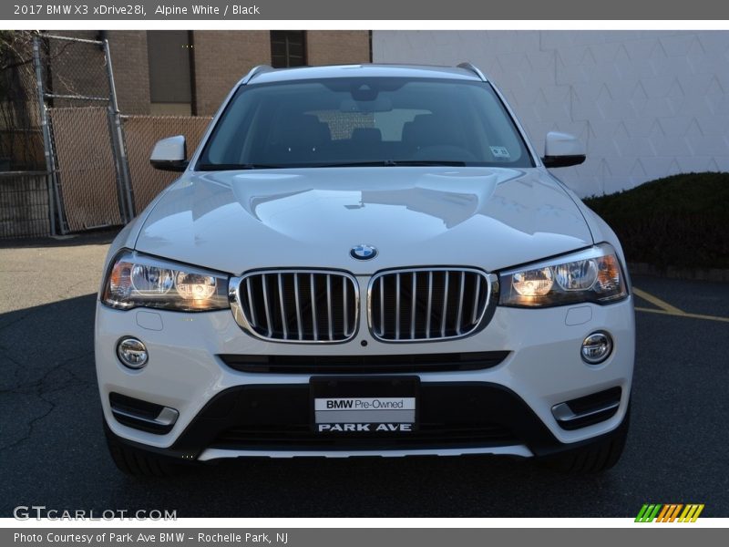 Alpine White / Black 2017 BMW X3 xDrive28i