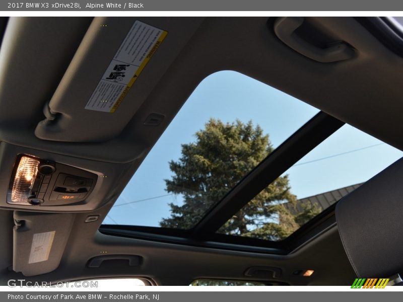 Alpine White / Black 2017 BMW X3 xDrive28i