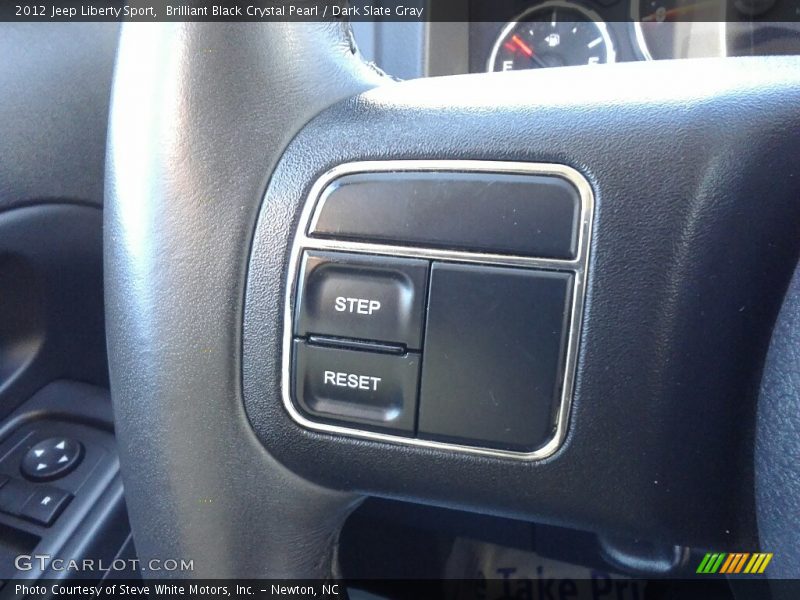 Brilliant Black Crystal Pearl / Dark Slate Gray 2012 Jeep Liberty Sport