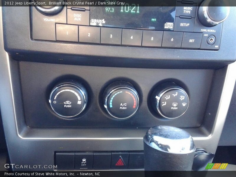 Brilliant Black Crystal Pearl / Dark Slate Gray 2012 Jeep Liberty Sport