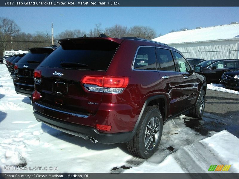 Velvet Red Pearl / Black 2017 Jeep Grand Cherokee Limited 4x4