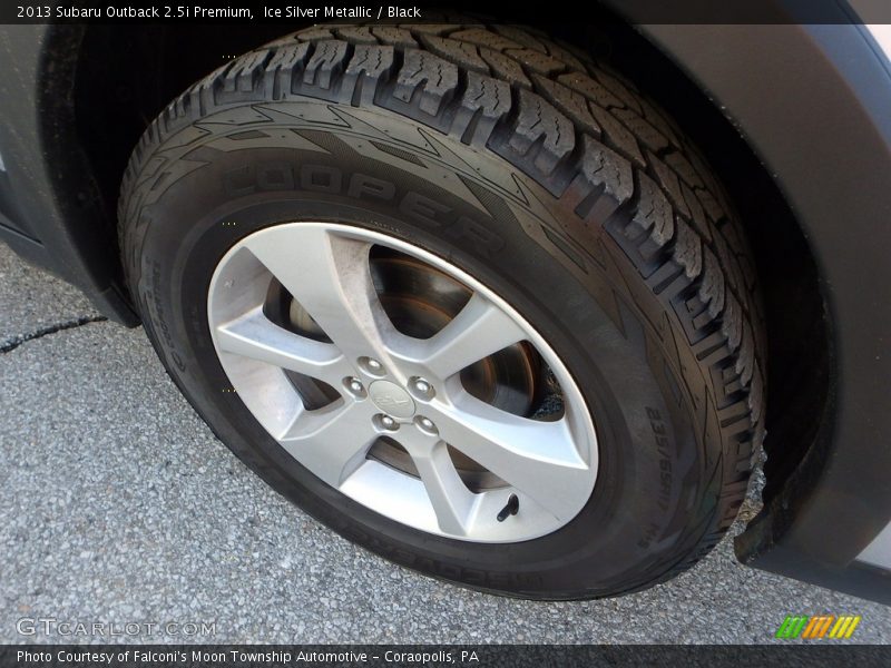Ice Silver Metallic / Black 2013 Subaru Outback 2.5i Premium