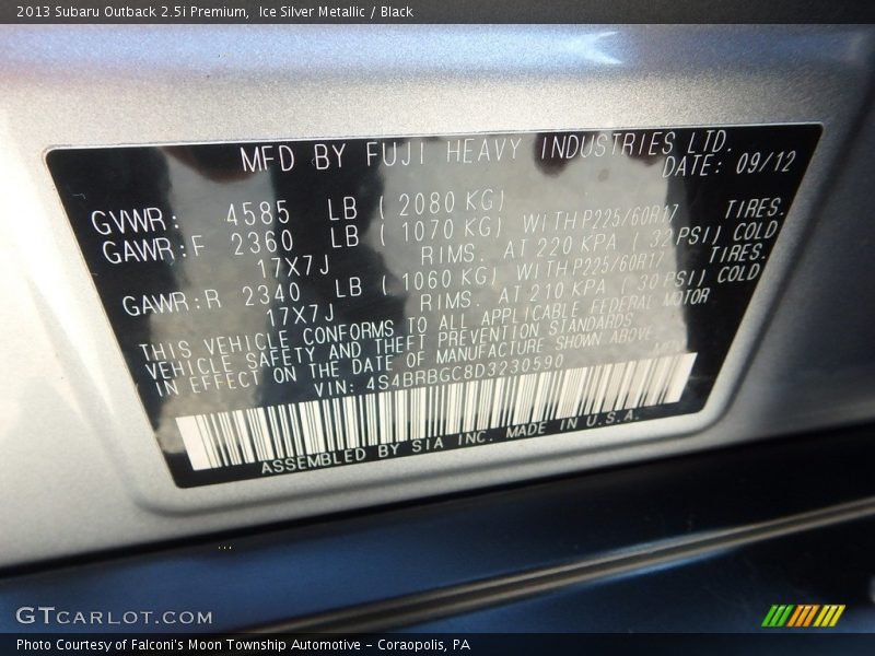 Ice Silver Metallic / Black 2013 Subaru Outback 2.5i Premium