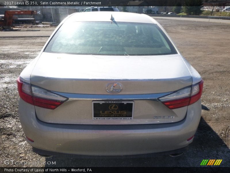 Satin Cashmere Metallic / Parchment 2017 Lexus ES 350