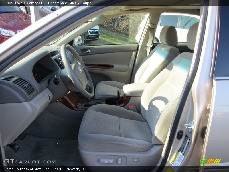 Desert Sand Mica / Taupe 2005 Toyota Camry XLE