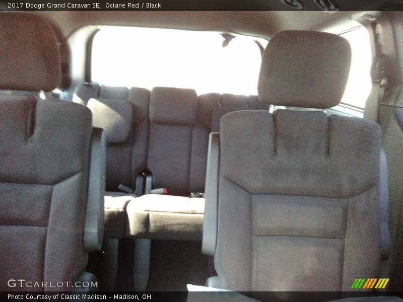 Octane Red / Black 2017 Dodge Grand Caravan SE