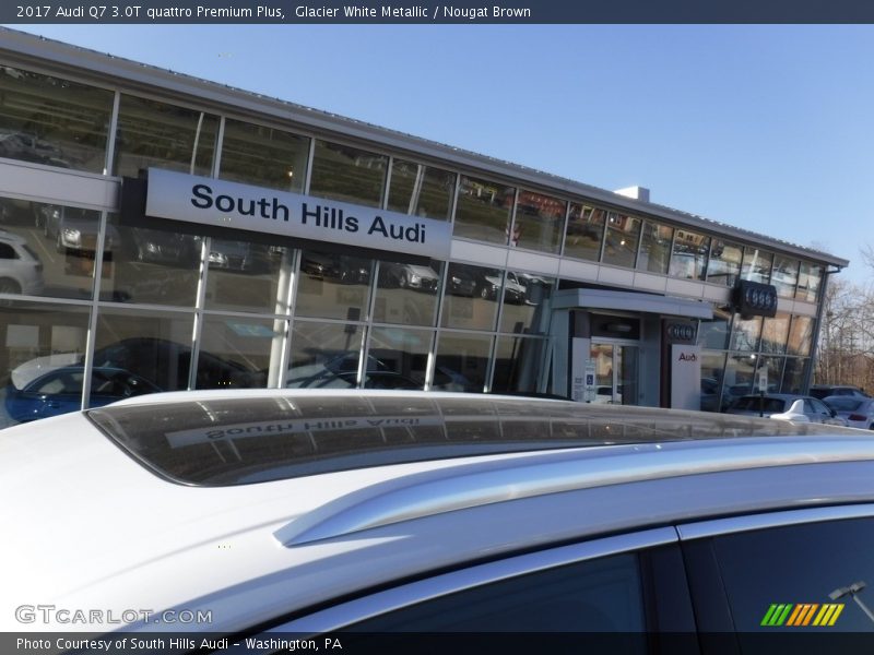 Glacier White Metallic / Nougat Brown 2017 Audi Q7 3.0T quattro Premium Plus