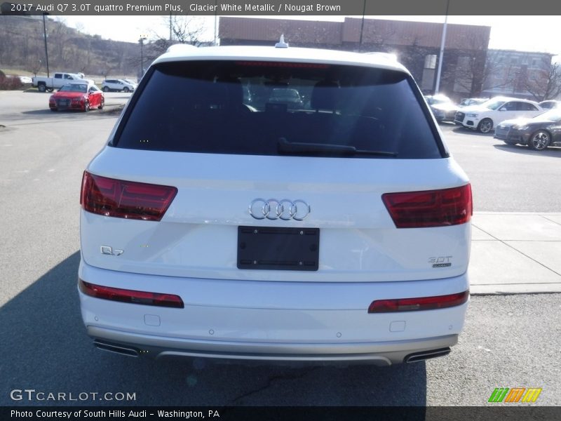 Glacier White Metallic / Nougat Brown 2017 Audi Q7 3.0T quattro Premium Plus