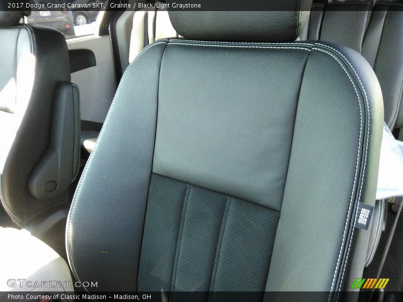 Granite / Black/Light Graystone 2017 Dodge Grand Caravan SXT