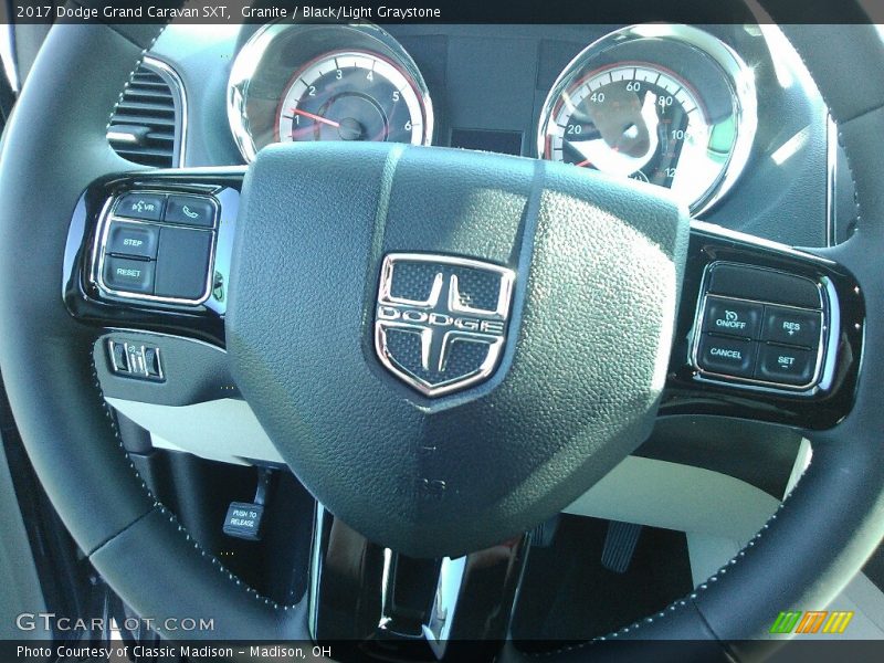 Granite / Black/Light Graystone 2017 Dodge Grand Caravan SXT