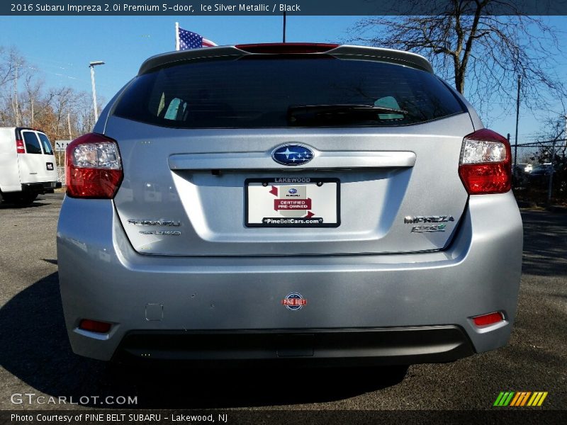 Ice Silver Metallic / Black 2016 Subaru Impreza 2.0i Premium 5-door